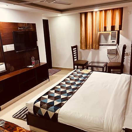 Hotel Vista Premium Tark A Family Hotel Near Igi Airport Delhi New Delhi Luaran gambar
